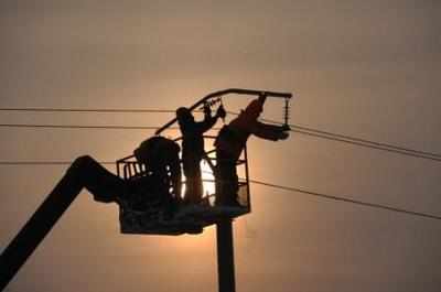 Essar Power finally turns around with Rs 39 crore net in FY16