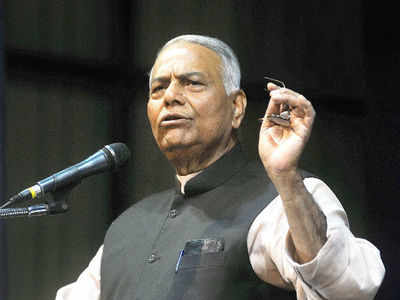 Yashwant Sinha cites US report to target growth figures