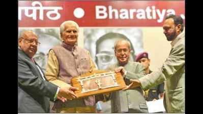 Gujarat litterateur gets Jnanpith award