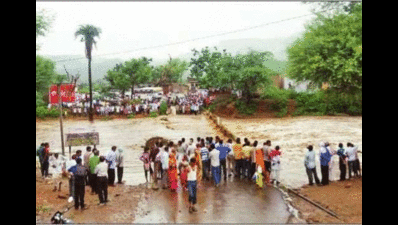 7 die as rain wreaks havoc in state