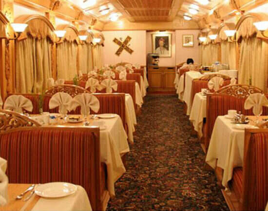 Spending seven nights in the luxurious train &lsquo;Deccan Odyssey&rsquo;