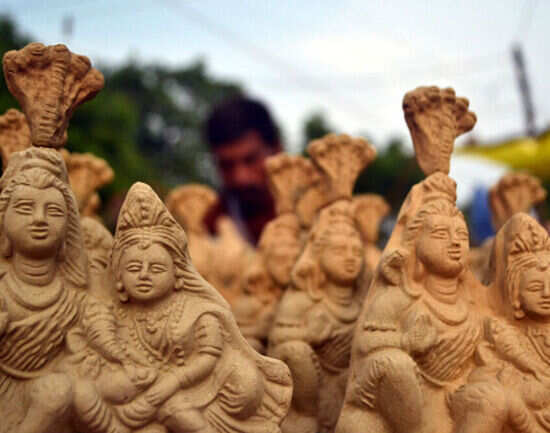 Things to do in Gaya besides chanting Buddhist hymns