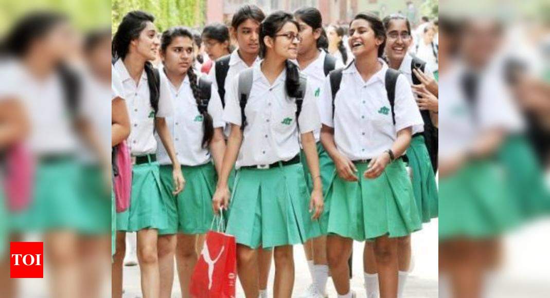 Male teacher for girls' school? 50 minimum age | Gurgaon News - Times of  India