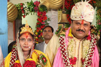 Chidiya Ghar's Jitu Shivhare aka Gadha Prasad ties the knot - Times of ...