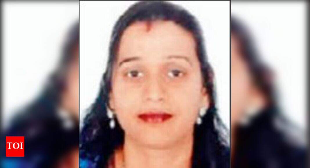 Pune techie shoots doctor wife dead in her clinic | Pune News - The ...