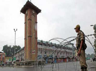 Curfew remains in force in Kashmir valley