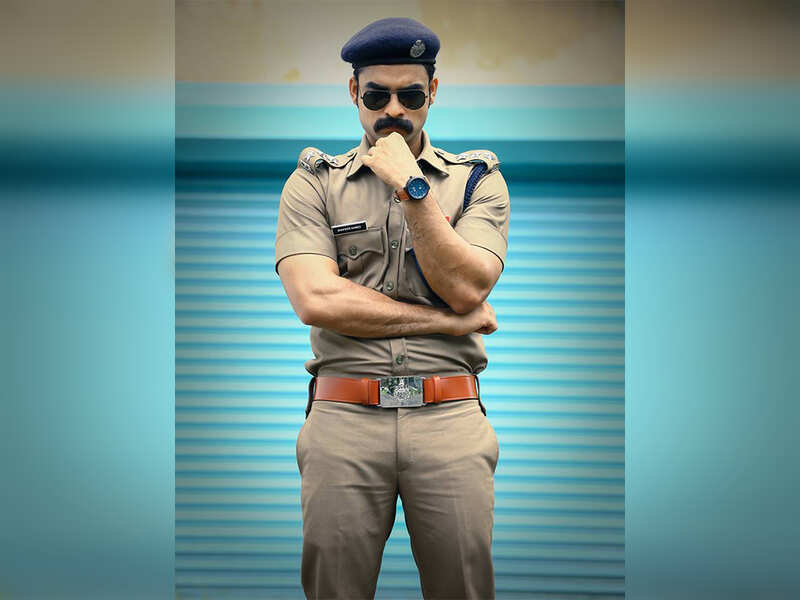 Tovino Thomas movies: Tovino Thomas unveils his cop look in Ezra | Malayalam Movie News - Times of India