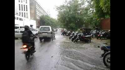 Heavy rains lash Madurai district