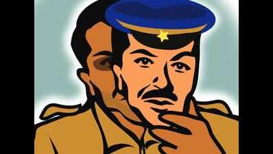 DSP booked for 'selling' stolen goods as SHO