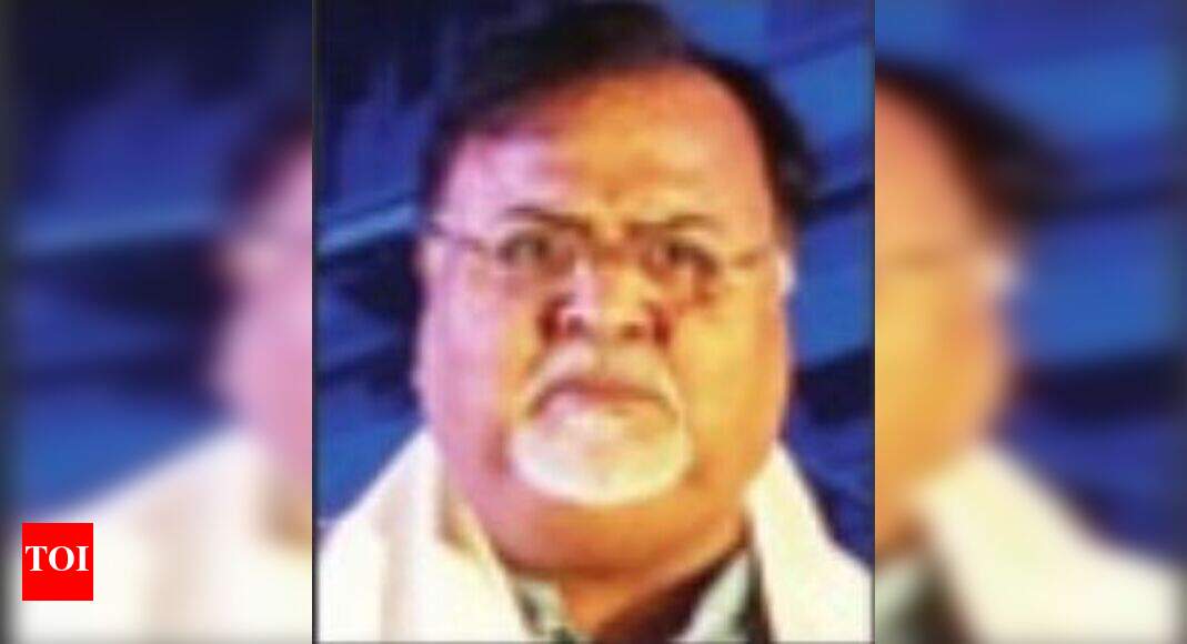 `Shun party politics on campus' | Kolkata News - Times of India