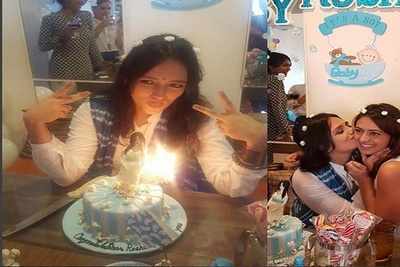 100+ HD Happy Birthday Roshni Cake Images And Shayari