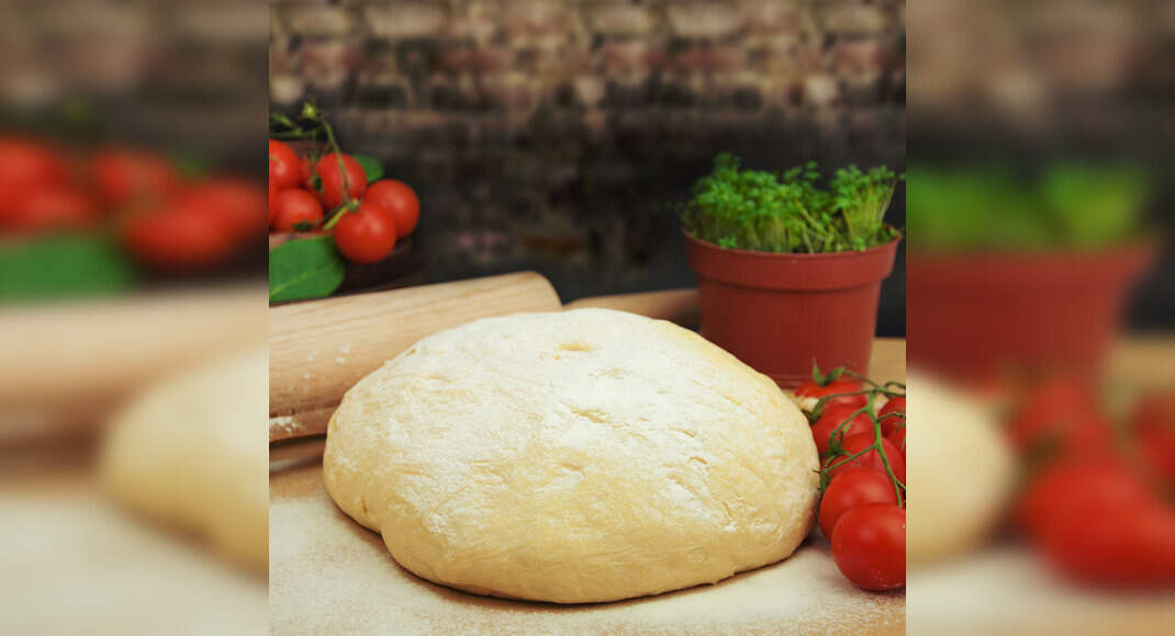 Homemade Pizza Dough Recipe: Easy Pizza Dough Recipe to Make Pizza at Home