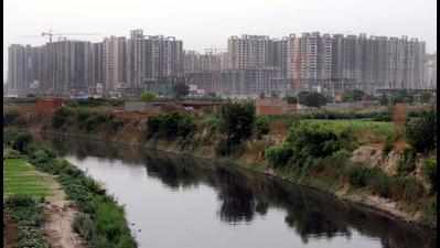 50,000 Noida Ext flats are ready, roads are not