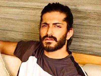 Harshvardhan Kapoor experiments with his new look for 'Mirzya'