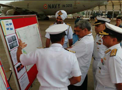 Parrikar undertakes survey of search and rescue operations for missing IAF aircraft