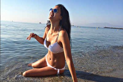 Former Bigg Boss contestant Natasa Stankovic sizzles in a white bikini