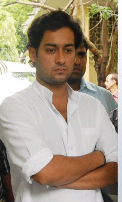 BPL list: Digvijay's son to raise issue in Assembly