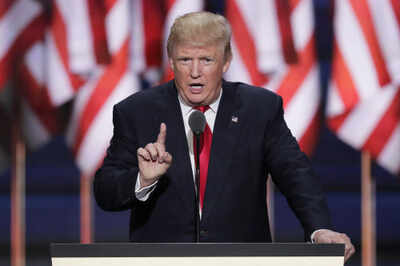 Trump leads Clinton in new national poll - Times of India