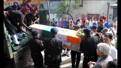 Kupwara hero cremated with full military honours in Dehradun