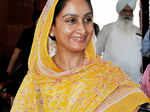 Sidhu takes on BJP but mum on joining AAP