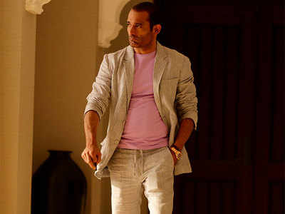 Akshaye Khanna: I have become more wary of relationships