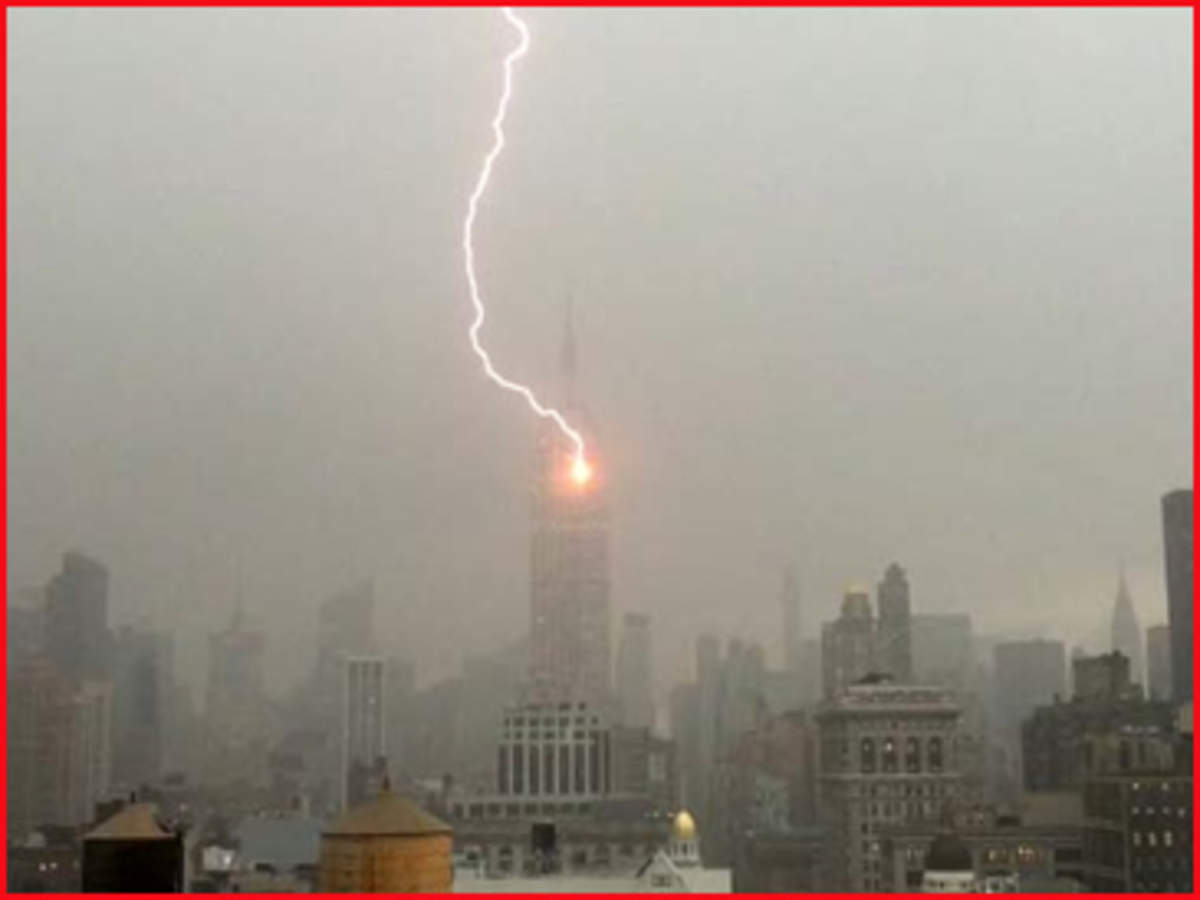 Watch: Empire State Building struck by lightning | News - Times of India  Videos