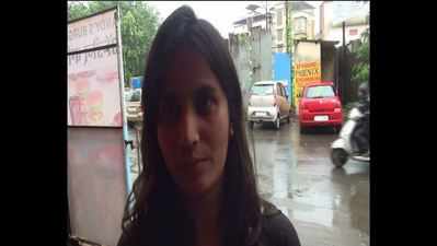 Female commuters assault engineering student in Mumbai