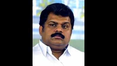 Vasan's Tamil Maanila Congress falls apart over PWF alliance
