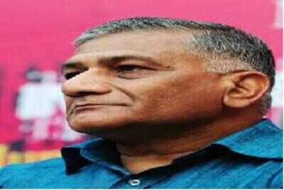 Singh, Akbar to negotiate for duped Indians stranded in Saudi, Kuwait