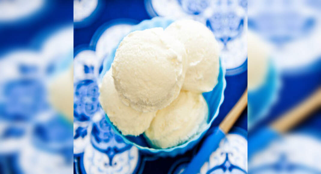 Eggless Vanilla Ice Cream Recipe: How to Make Eggless Vanilla Ice Cream Recipe | Homemade Eggless Va