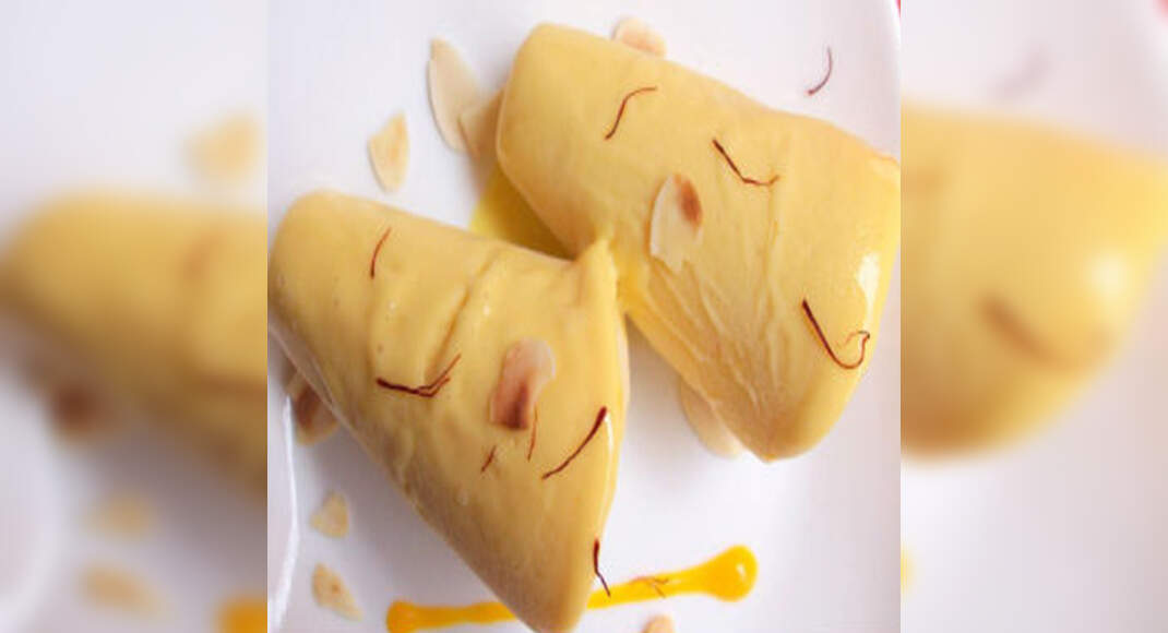 Mango Kulfi Recipe: How to Make Mango Kulfi Recipe | Homemade Mango Kulfi Recipe