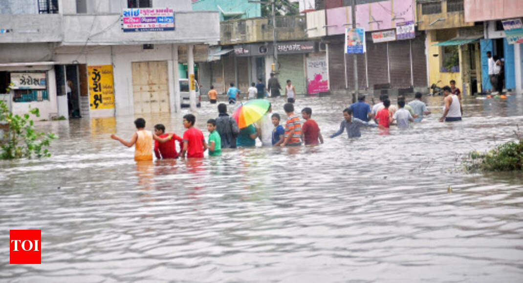 Heavy rains lash south Gujarat causing flash floods, 5 drown | India ...