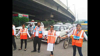 Gurgaon law students manage traffic in Gurujam