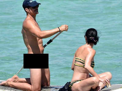 Orlando Bloom goes nude on beach date with Katy Perry