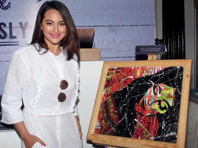 Amitabh and Akshay all praise for Sonakshi Sinha's painting skills