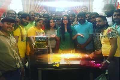 Sasural Simar Ka's Dipika celebrates birthday on sets, a day in advance