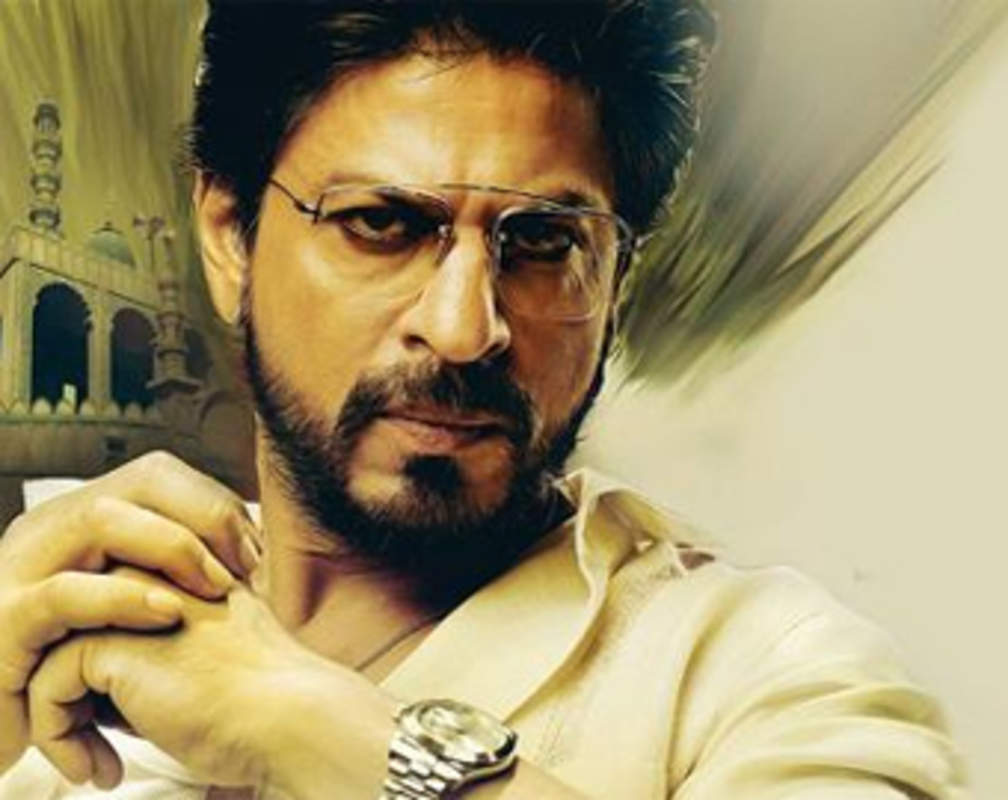 
Rahul Dholakia makes special announcement about SRK’s ‘Raees’ trailer
