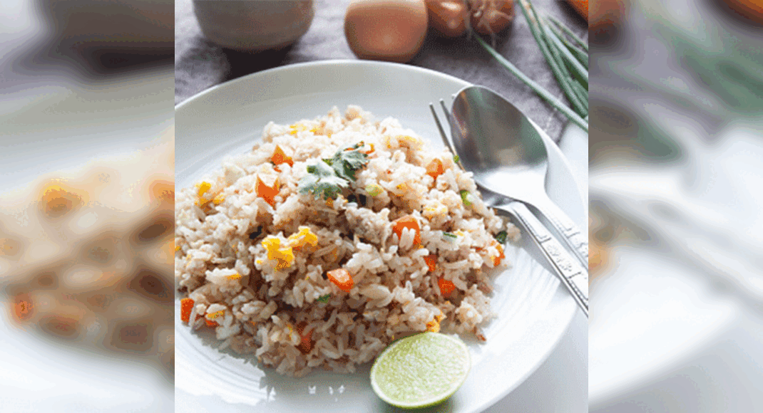 Brown Rice and Peas Chiwra Recipe: How to Make Brown Rice and Peas Chiwra Recipe | Homemade Brown Rice and Peas Chiwra Recipe