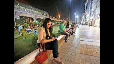 500 GB of data consumed daily! Gurgaon using free WI-FI to download files, play games