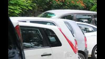 Lack of parking areas gives commuters a tough time