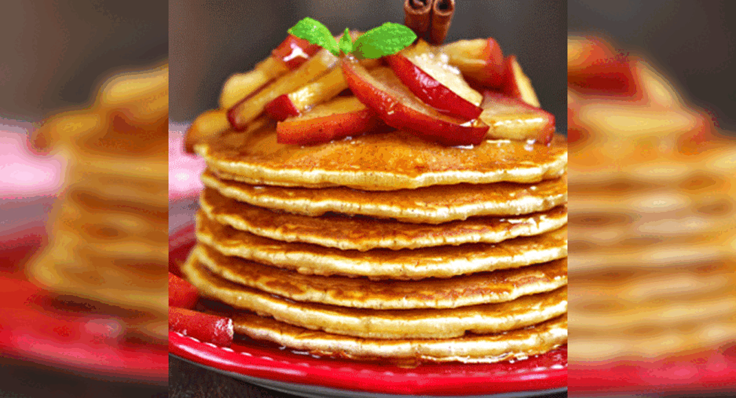 Christmas Pancake Recipe: How to Make Christmas Apple Pancake | Apple Pancake Recipe