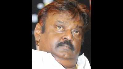 Perambalur court issues arrest warrant against Vijayakanth