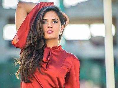 Richa Chadda to star in an online show