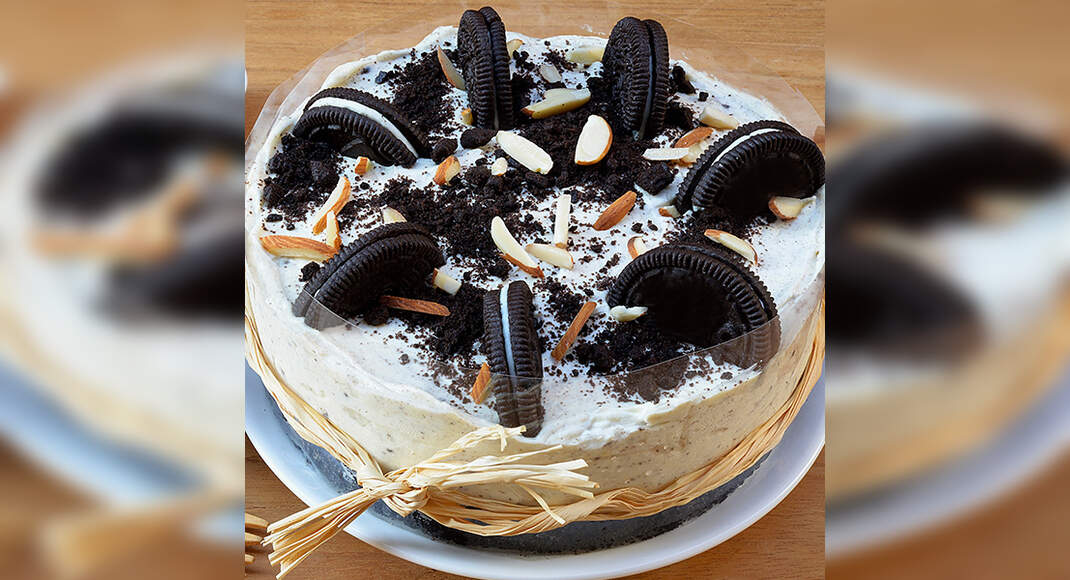 Ice Cream Cake with Oreo Cookies Recipe: How to Make Ice Cream Cake with Oreo Cookies Recipe | Homem