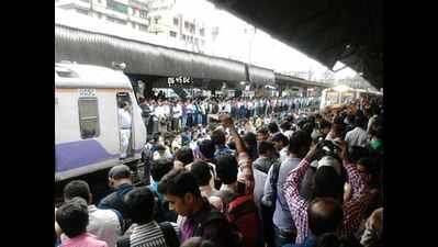 Train services resume at Badlapur station