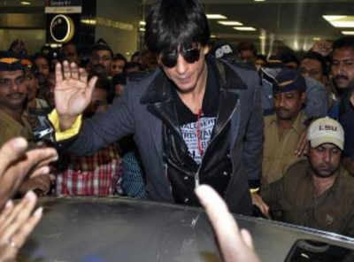 Shah Rukh Khan Greeting Jawan At Airport With Namaste Is The Viral