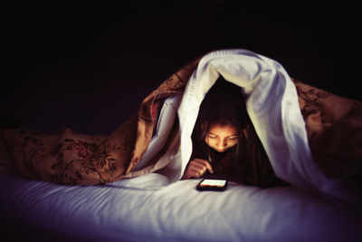 Revealed: Smartphone use at night does not affect your sleep