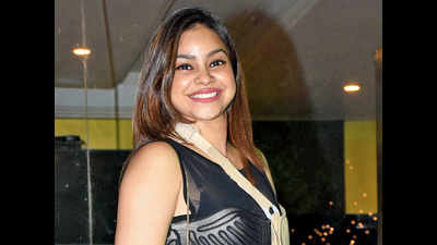 Sumona Chakravarti at the launch of Cappuccino Blast in Lucknow