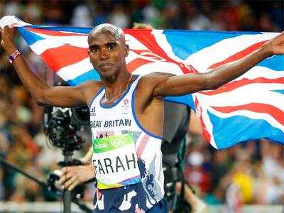 Rio 2016: Mo Farah sprints to 10,000m defence