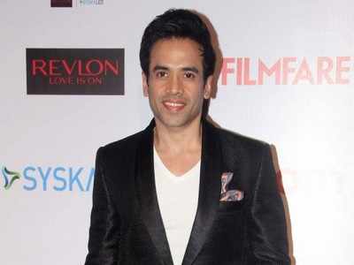 <arttitle><strong/>Tusshar Kapoor: My parents had apprehension going public with IVF</arttitle>